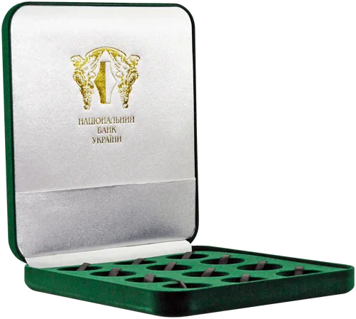 Замшевий футляр для дванадцяти срібних монет діаметром 33 мм `Cхідний календар`