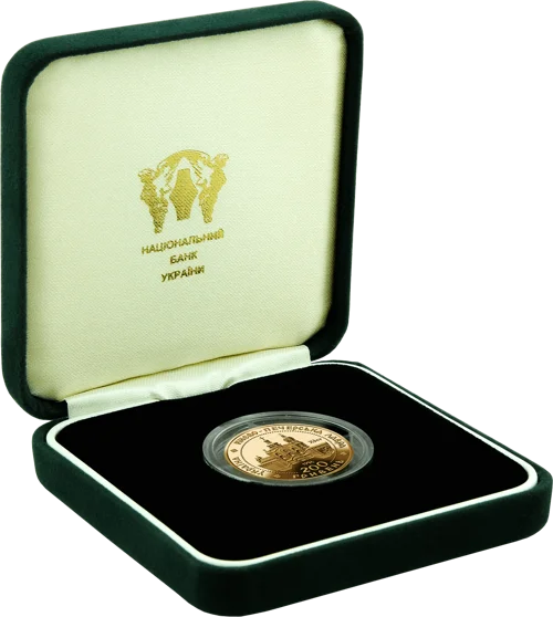 “Києво-Печерська лавра” у футлярі