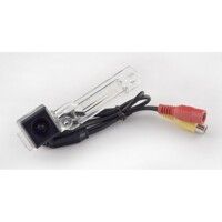 Камера заднего вида iDial CCD-104 VW, Skoda Eos (06-15), Golf V (03-08), Touran (03-15), Passat B5 (00-05), Caddy (2K) (04-20), Jetta (A5) (05-10), Passat B6 (05-11), Multivan (T5) (09-15), Multivan (T6) (15-19)