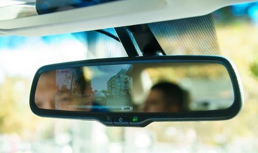 Дзеркало заднього виду із вбудованим Full HD відеореєстраторам Prime-X 050DMD з автозатемненням