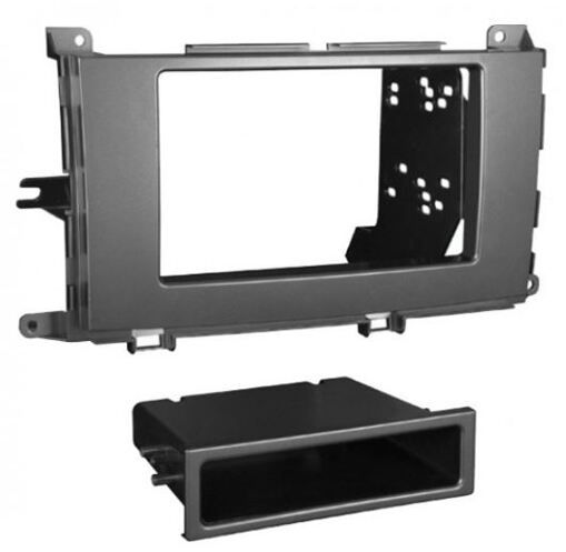 Рамка переходная Metra 99-8229S Toyota Sienna