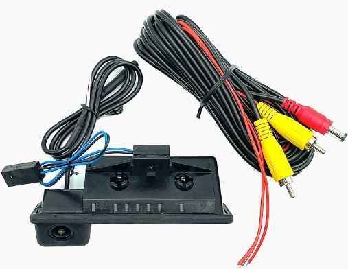 Камера заднього виду Prime-X TR-09W AHD/CVBS BMW 5 (E61) (03-10), X1 (E84) (09-15), X5 (E70) (06-13), X6 (E71) (08-14), 3 (E90/91/92/93) (04-13)