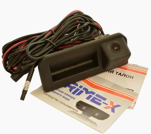 Камера заднего вида в ручку багажника Prime-X TR-07W VW, Audi, Skoda 1080P AHD/CVBS