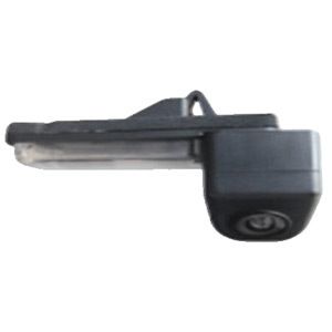 Камера заднего вида Phantom CA-TC200 (Land Cruiser 200)