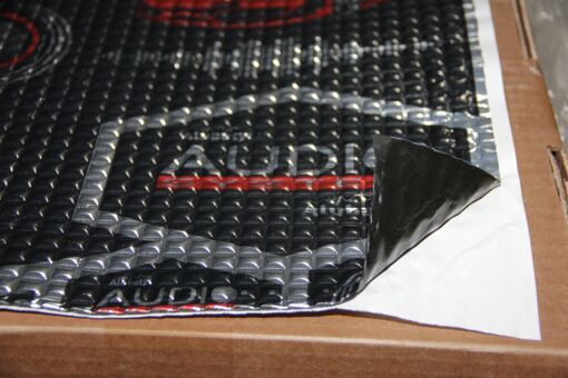 Вібропоглинаючий матеріал Audio-System Alubutyl 3000 v2 3.0 мм (0,7х0,5)