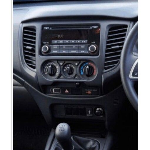 Рамка перехідна Carav 11-637 Mitsubishi L200, Pajero Sport