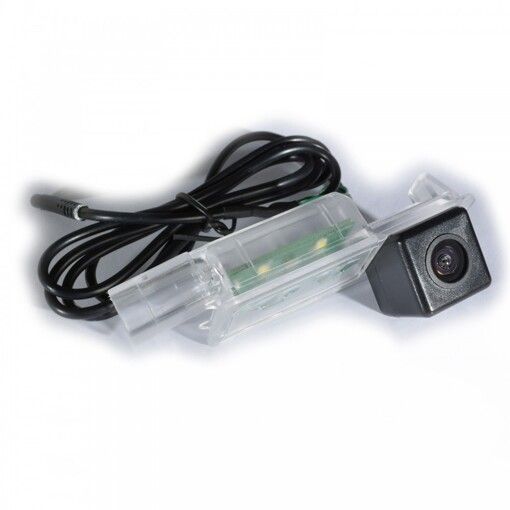 Камера заднього виду Prime-X CA-1366 VW, Seat Passat B8 (14+), Golf VII (12-21), Leon (5F) (12-20), Passat B7 (10-14), Passat CC (08-18)