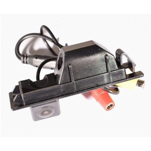 Камера заднего вида IL Trade 9539 Opel Tigra (04-09), Vectra C (02-08), Zafira B (05-14), Astra (H) (04-10), Astra (J) (09-15), Combo (C) (01-11), Combo (D) (11-18), Corsa (D) (06-14), Corsa (E) (14-19), Insignia I (08-17)