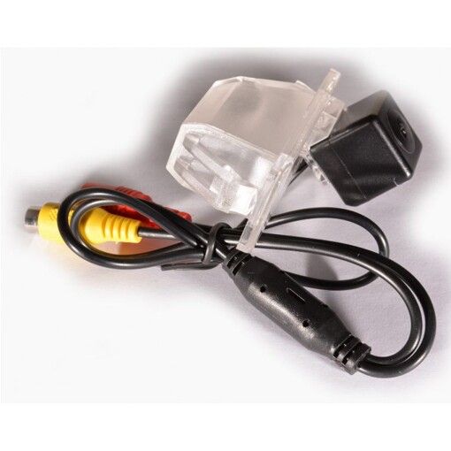 Камера заднего вида IL Trade 9563 NISSAN Juke (10-19), Note I (04-13), Note II (12-20), Patrol (Y62) (10-20), Primera (P12) (02-07), Qashqai (J10) (06-13), Qashqai (J11) (13-21), X-Trail (T31) (07-14), Pathfinder (R52) (12+), Pathfinder (R51) (05-14)