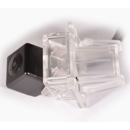 Камера заднего вида IL Trade 9831 Mercedes C (W204) (07-14), E (W212) (09-16), S (W221) (05-13), S (W222) (13-20), CLA (C117) (13-19), CL (W216/C216) (06+), CLS (W218/C218) (10-18)