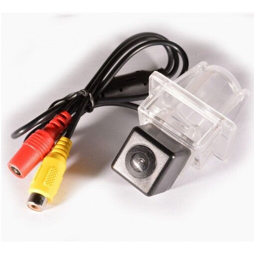 Камера заднего вида IL Trade 9831 Mercedes C (W204) (07-14), E (W212) (09-16), S (W221) (05-13), S (W222) (13-20), CLA (C117) (13-19), CL (W216/C216) (06+), CLS (W218/C218) (10-18)