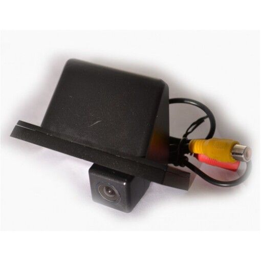 Камера заднего вида IL Trade 1388 HYUNDAI H1 2007+