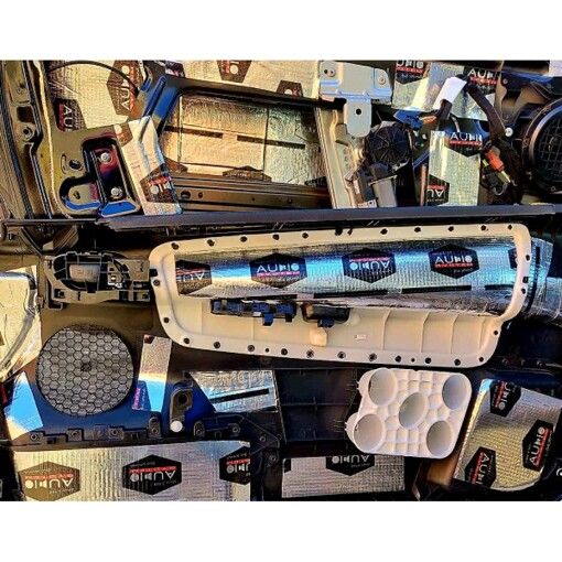 Вібропоглинаючий матеріал Audio-System Alubutyl 3000 3.0 мм (0,7х0,5)