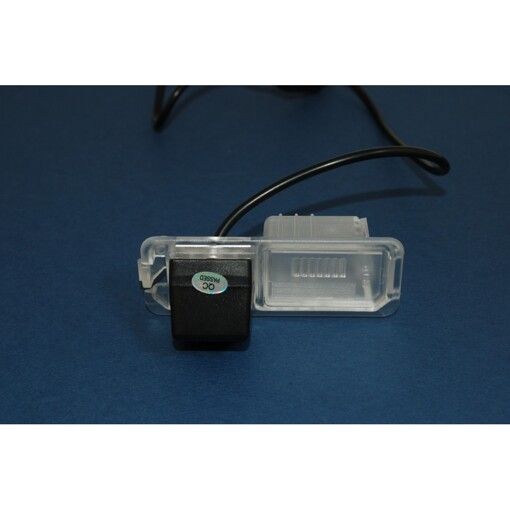 Камера заднего вида CRVC-105/1 Detachable Skoda SuperB