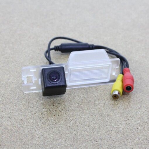 Камера заднього виду iDial CCD-202 FIAT, Alfa Romeo 159 (05-11), Doblo I (00-10), 500L (330) (12+), Doblo II (10-22), Giulietta (940) (10-20)