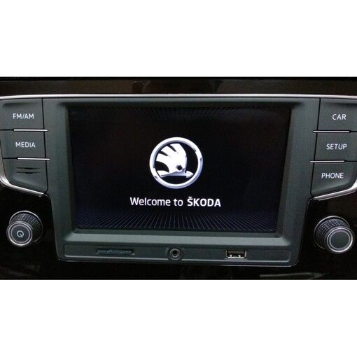 Штатна магнітола RCD-330 MQB Skoda Octavia A7