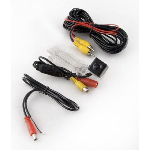 Камера заднього виду Globex GU-C8136 Volkswagen New Passat (11-13), Touareg (11)