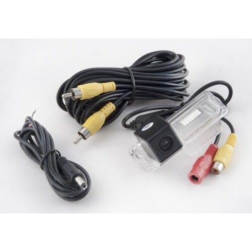 Камера заднего вида iDial CCD-105 Skoda Superb I (B5) (01-08)