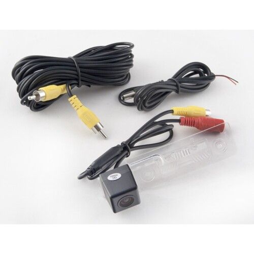 Камера заднего вида iDial CCD-107 Skoda Octavia II (A5) (04-13)