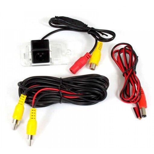 Камера заднего вида iDial CCD-0728 Audi A3 (8P) (03-12), A4 (B6) (00-04), A6 (C6) (04-11), A8 (D3) (02-09), Q7 (4L) (05-15)