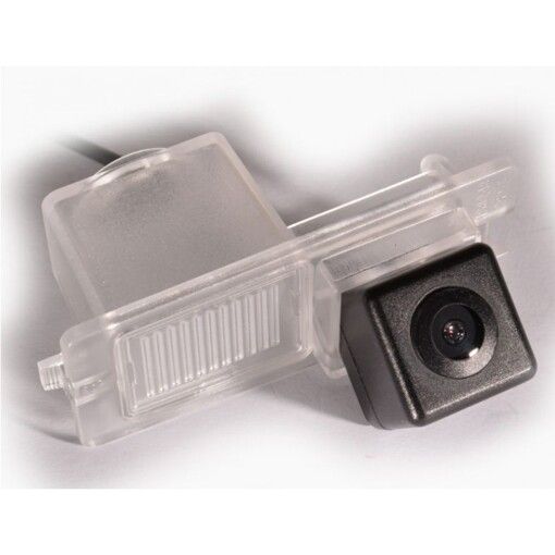Камера заднего вида IL Trade T-011 SsangYong Kyron (05-14), Korando III (10-19), Rexton (Y200) (01-12), Rexton (Y400) (17-20), Actyon Sports I (05-13)