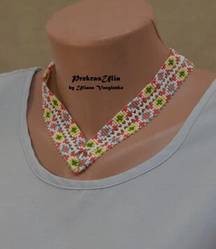 Білий кутовий гердан з мережкою