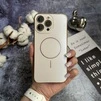 Матовий чохол MagSafe мінімалістичний дизайн захист і стиль Lume Case для iPhone 16 Pro Max Gold - 1