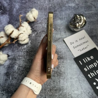 Матовий чохол MagSafe мінімалістичний дизайн захист і стиль Lume Case для iPhone 12 Pro Gold