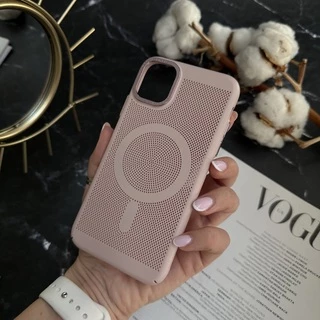 Чохол протиударний Breeze Magsafe для iPhone 11 Pink