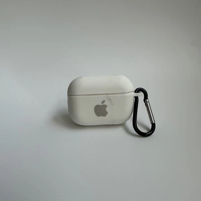 Чохол силіконовий Silicone Case з Logo для Apple AirPods Pro White