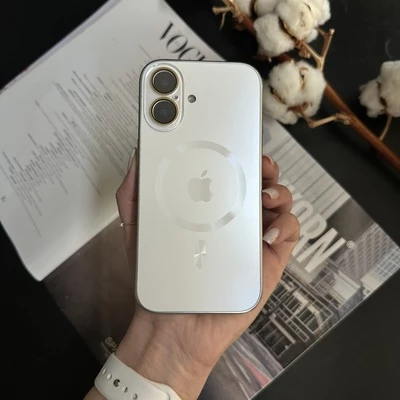 Чохол скляний з матовим обідком і магнітом Titanium Lux MagSafe для iPhone 16 White