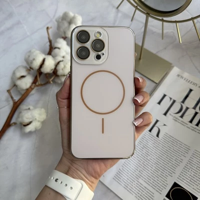 Матовий чохол MagSafe мінімалістичний дизайн захист і стиль Lume Case для iPhone 15 Pro Light Gold
