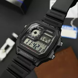 Чоловічий годинник Casio AE-1200WH-1A