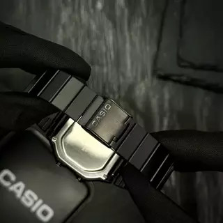 Чоловічий годинник Casio B650WB-1B