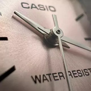 Жіночий годинник Casio LTP-V007D-4E
