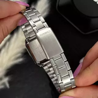 Жіночий годинник Casio LTP-V007D-4E