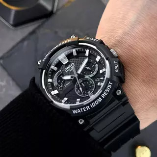 Чоловічий годинник Casio MCW-200H-1A