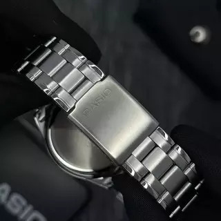 Чоловічий годинник Casio MTP-1215A-1A