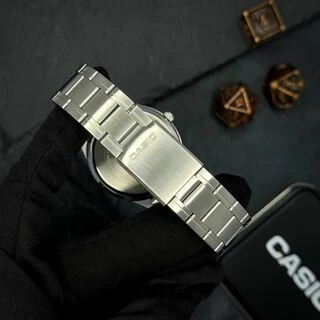 Чоловічий годинник Casio MTP-V005D-2B4