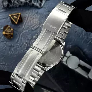 Чоловічий годинник Casio MTP-V005D-2B5