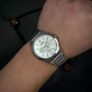 Чоловічий годинник Casio MTP-V300D-7A