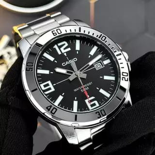 Чоловічий годинник Casio MTP-VD01D-1B