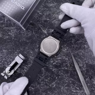 Чоловічий годинник Casio MWD-110H-8B