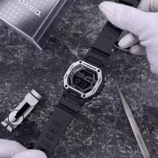 Чоловічий годинник Casio MWD-110H-8B