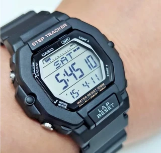 Casio LWS-2200H-1A