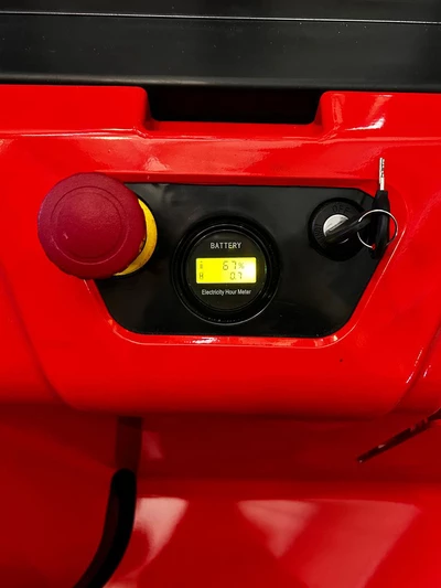 Штабелер електричний самохідний 1,5т/3,2м 48В/50Ah Li-ion