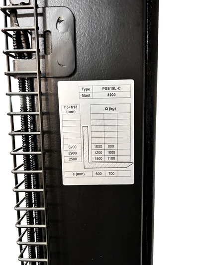 Штабелер електричний самохідний 1,5т/3,2м 24В/60Ah Li-ion