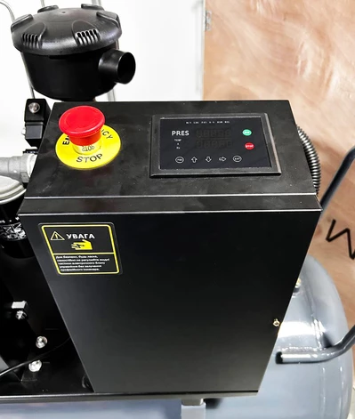 Компресор гвинтовий рес-200л 1000л/хв 7,5кВт 8бар 380В/інвертор