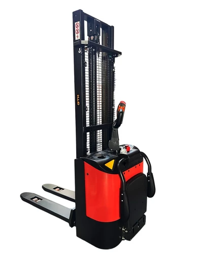 Штабелер електричний самохідний 1,5т/3,6м 2*12В/106Ah з площ. оператора, довж. вил-1150мм