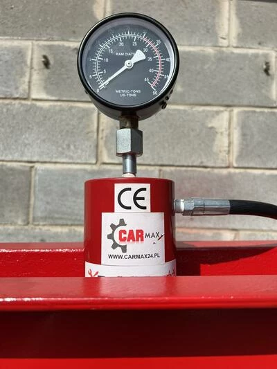 Гідравлічний прес підлоговий 30 тонн для СТО з пересувним циліндром на дві швидкості Carmax Польща